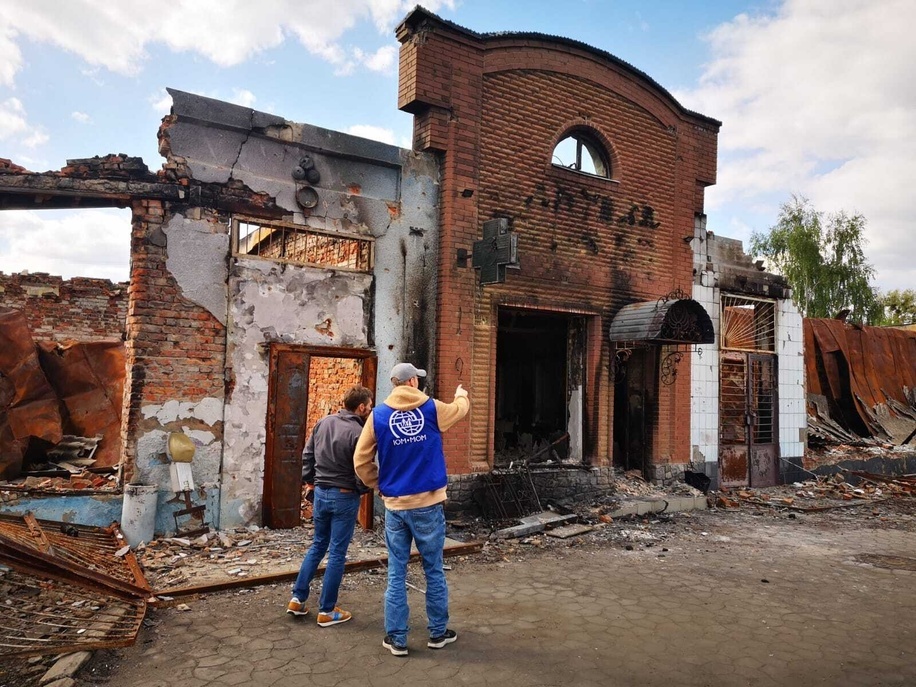 IOM staff traveled to the town of Trostianets in the Sumy Region, Northern Ukraine, to carry out a needs assessment.
