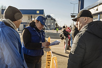 IOM staff carry out DTM activities at the Palanca border point in Moldova. The border point is one of the main ports of entry for people fleeing into Moldova.