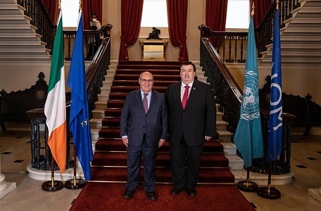 The Irish Minister for Overseas Development Aid and Diaspora, Mr. Colm Brophy, and Director General of the IOM, Mr. António Vitorino, at the start of the Global Diaspora Summit. Photo: Amanda Nero / IOM 2022